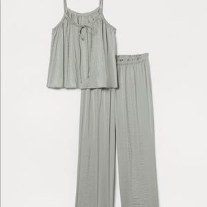 NWT H&M satin pajamas